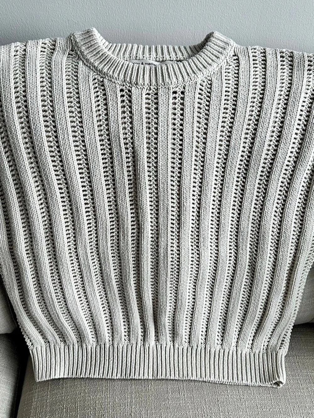 moon & madison Ribbed Striped Sweater Size Medium